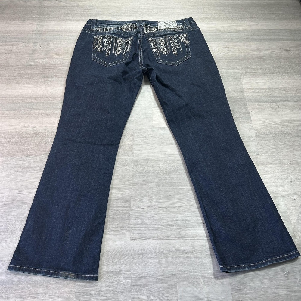 Miss Me Easy Boot Jeans Womens 33 Blue Wash Aztec Embroidered Bootcut 36x31